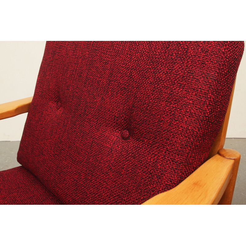 Fauteuil en bois massif et tissu rouge - 1950