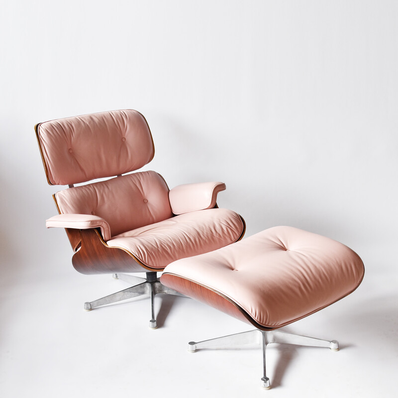 Cadeirão Vintage e otomano em pau-rosa pela Icf para Herman Miller International, anos 60