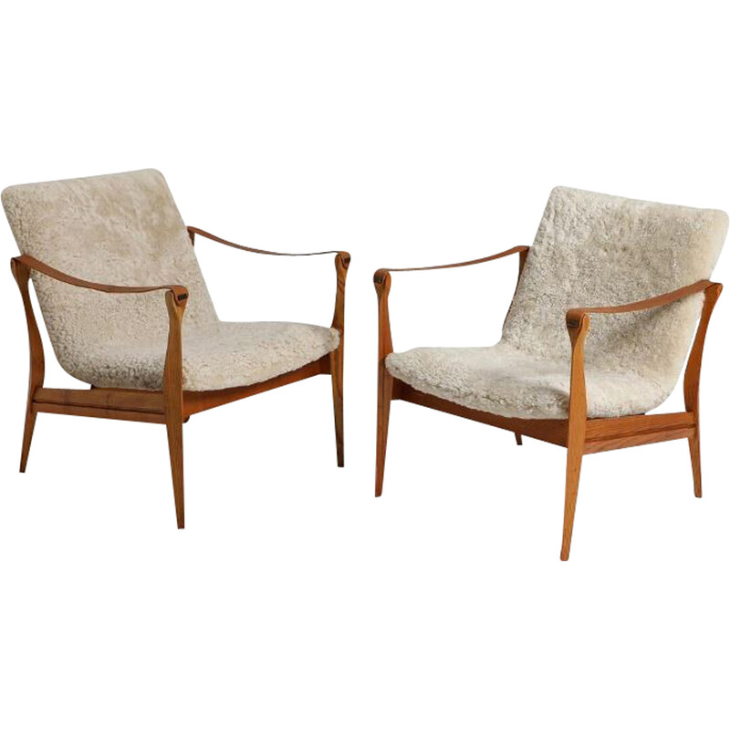 Paire de fauteuils vintage en frêne, cuir et laine d'agneau par Karen et Ebbe Clemmensen pour Fritz Hansen, 1960