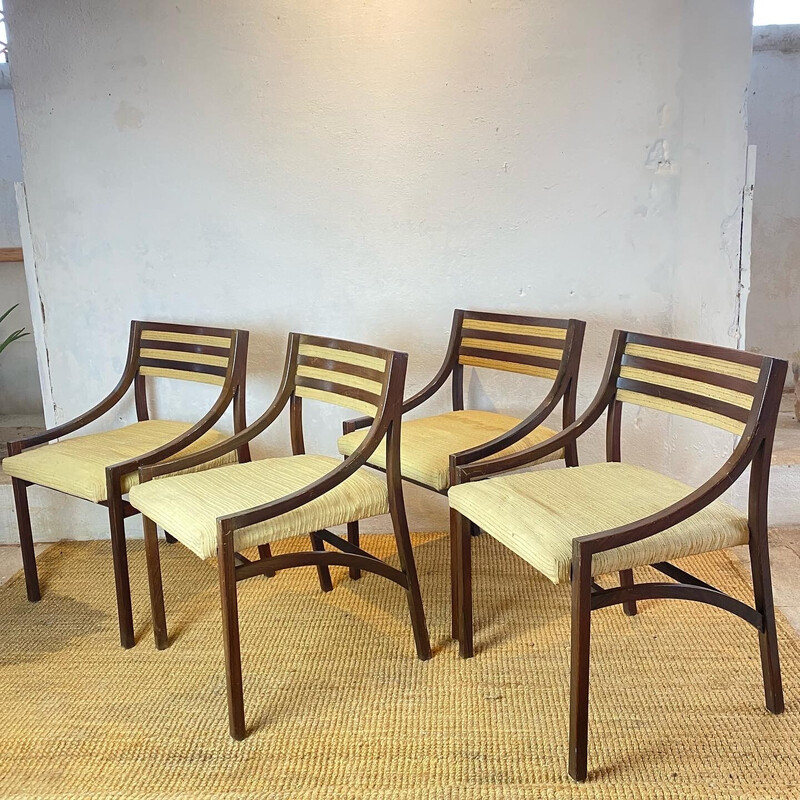 Conjunto de 4 cadeiras vintage modelo 110 da Ico Parisi para Cassina, Itália 1961