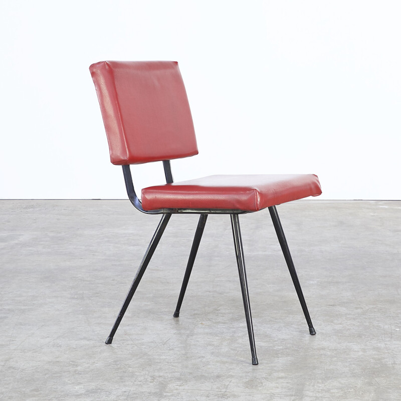 Ensemble de quatre chaises de salle à manger édition Brabantia en simili cuir rouge - 1970