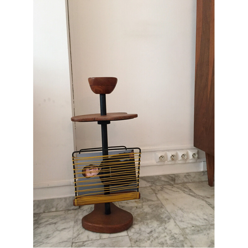 Magazine rack in yellow scoubidou cords - 1950s