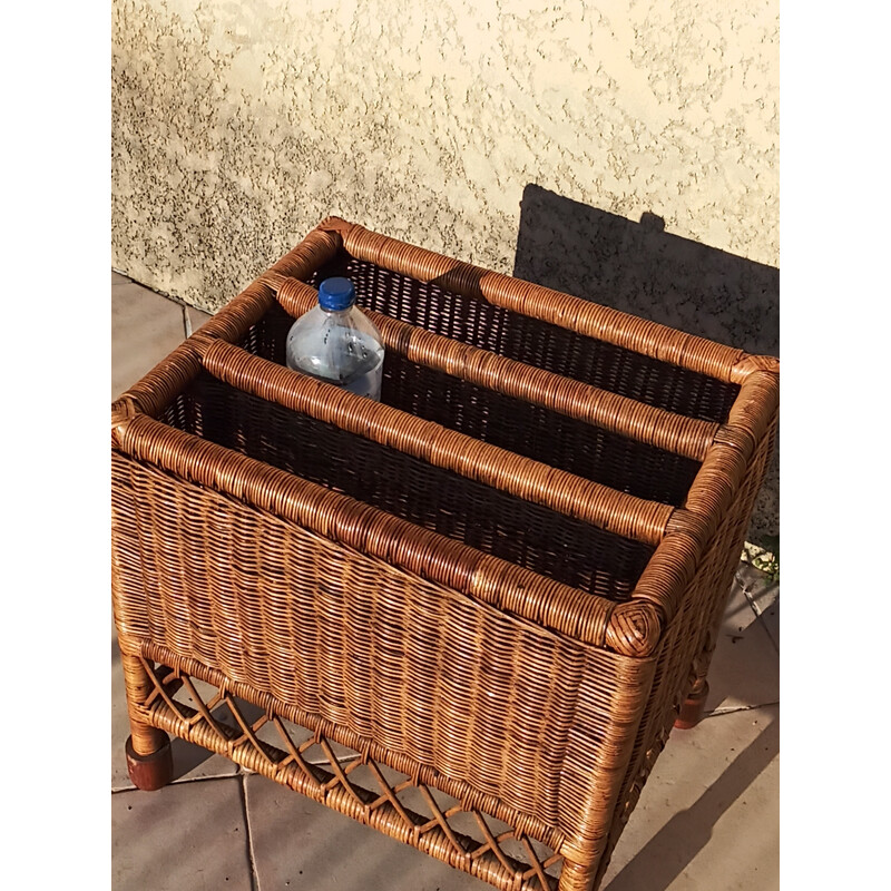 Rattan vintage magazine rack