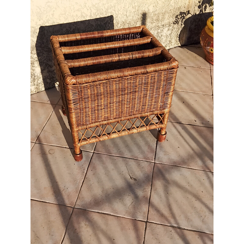 Rattan vintage magazine rack