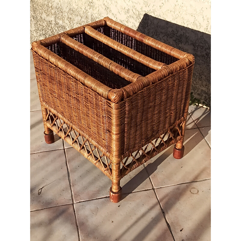 Rattan vintage magazine rack