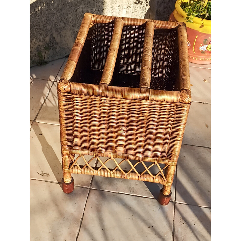 Rattan vintage magazine rack