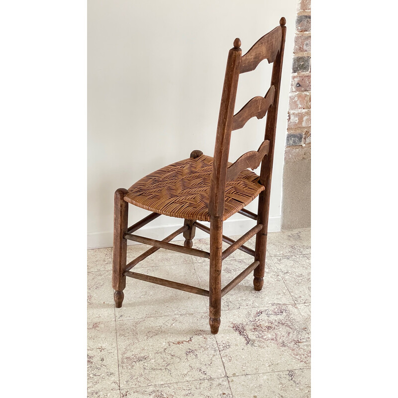 Stuhl im Vintage-Stil mit Strohhalm