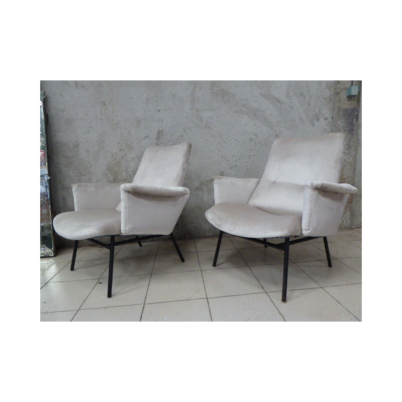 Pair of SK 660 armchairs by Pierre Guariche - 1950s