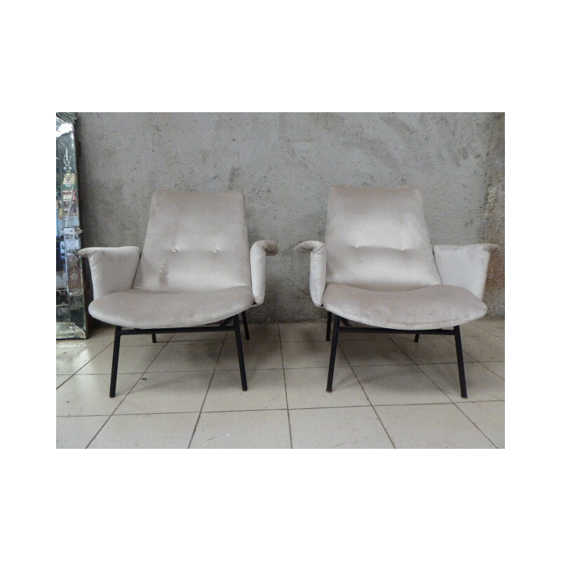 Pair of SK 660 armchairs by Pierre Guariche - 1950s