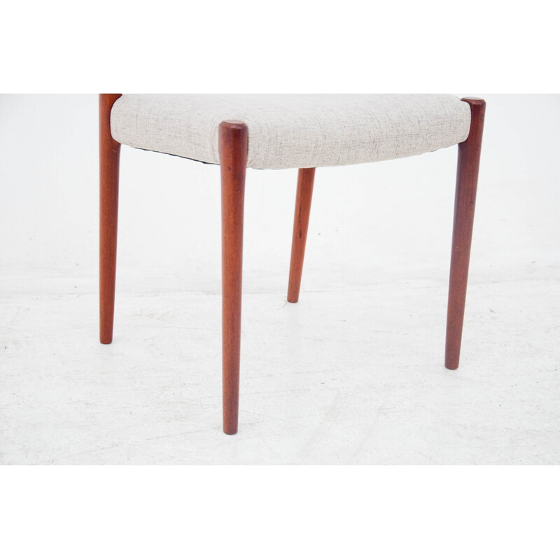 Conjunto de 4 cadeiras de teca vintage modelo 77 por N. O. Møller, Dinamarca Anos 60