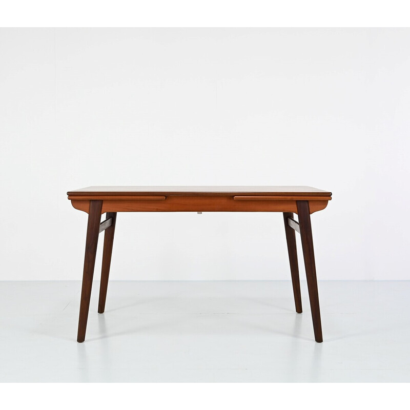Danish vintage extendable table by Hans J. Wegner