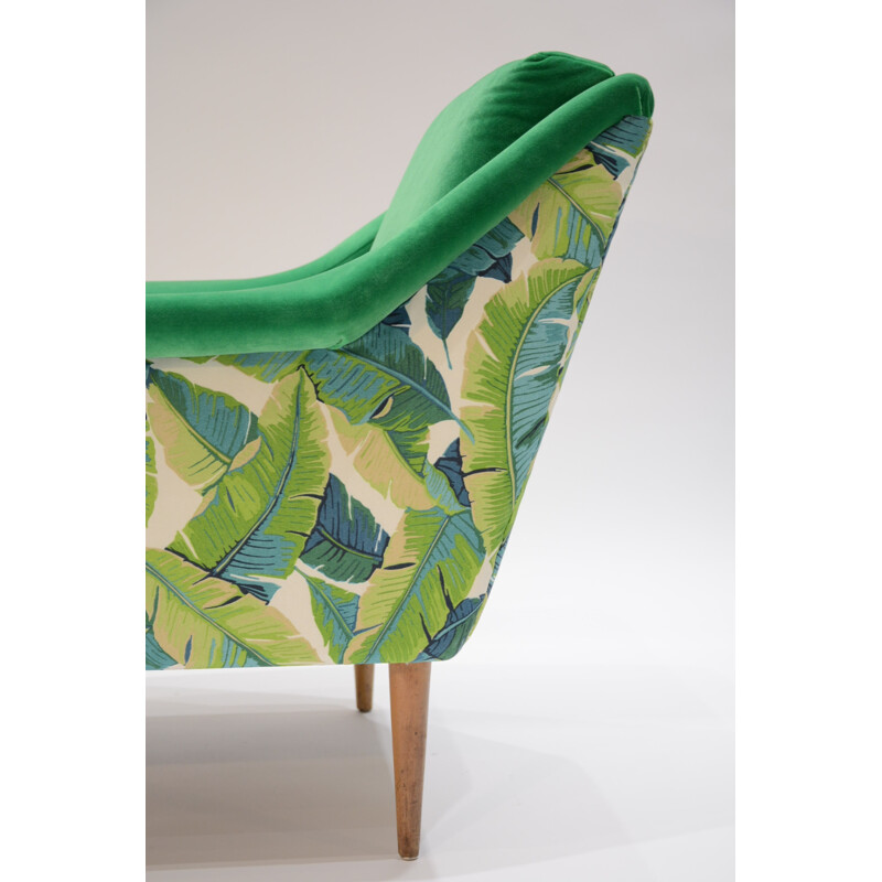 Green cupe-shaped armchair with fabric with leaf pattern - 1960s