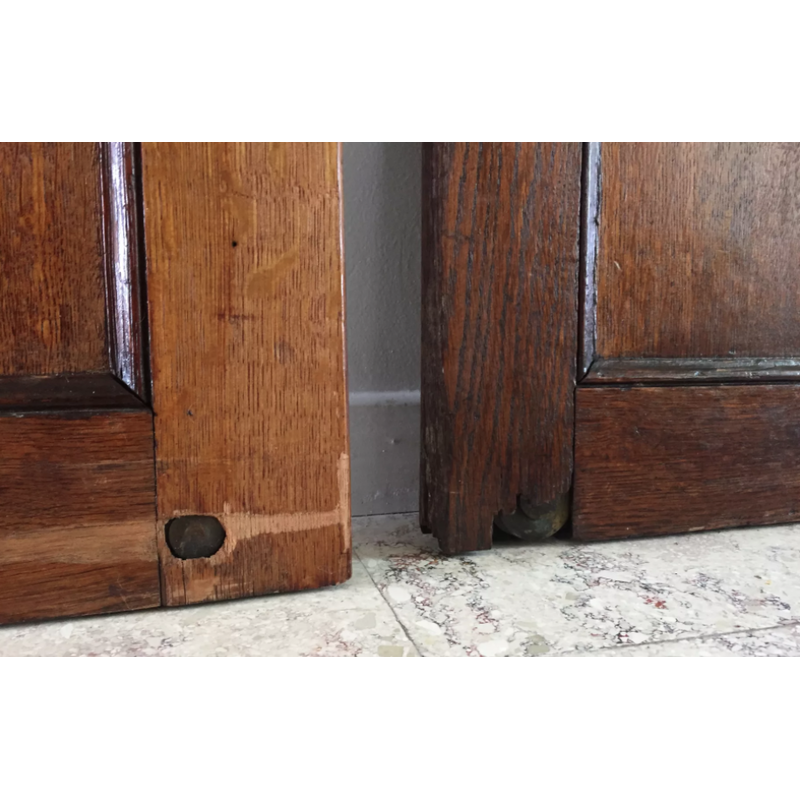 Coppia di porte scorrevoli vintage in rovere e ottone