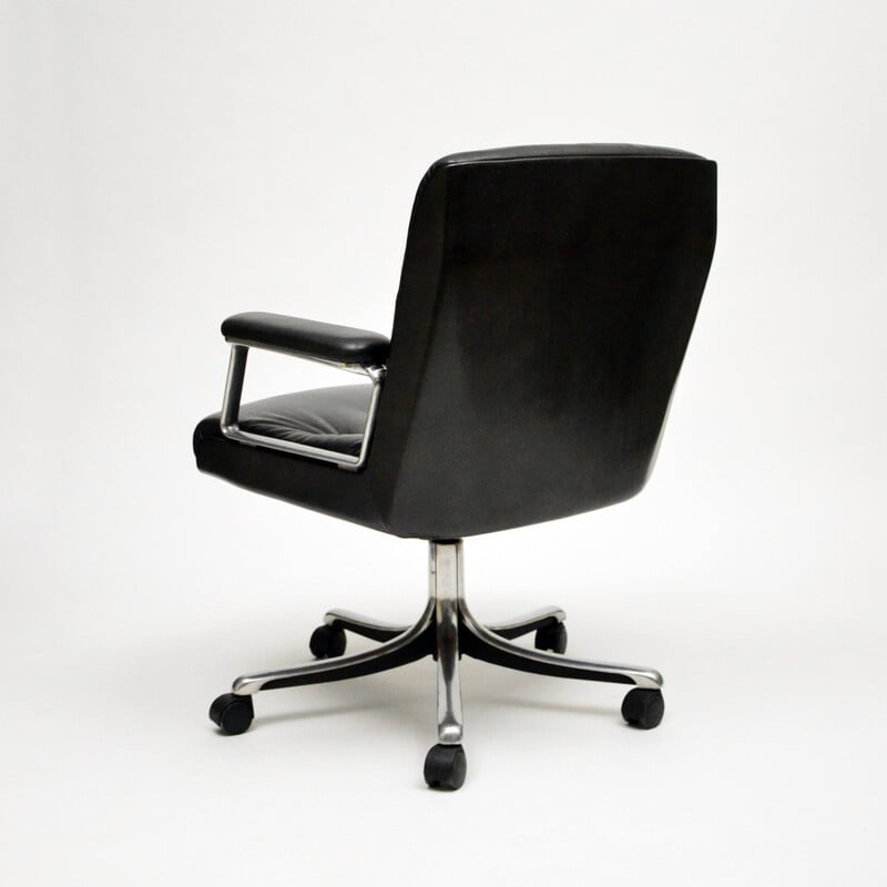 Vintage P126 lederen fauteuil van Osvaldo Borsani voor Tecno, jaren 1966
