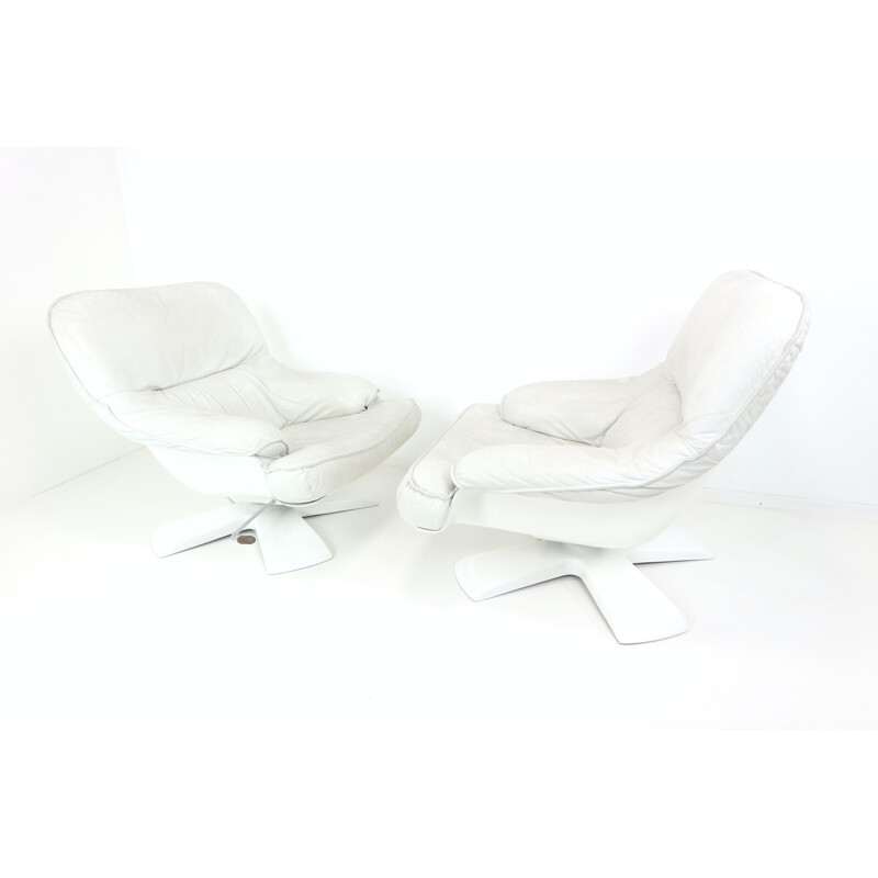 Set of two Space Age Lounge Chairs - 1970s
