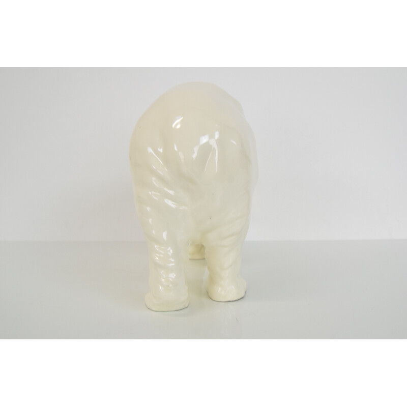 Escultura de urso polar de porcelana Vintage para Royal Dux, Checoslováquia 1925s