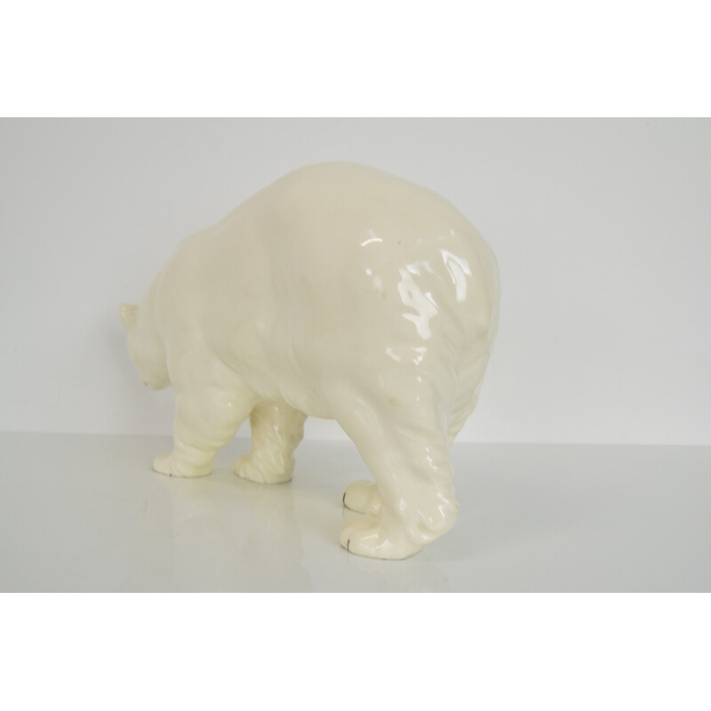 Sculpture d'ours polaire vintage en porcelaine pour Royal Dux, Tchécoslovaquie 1925