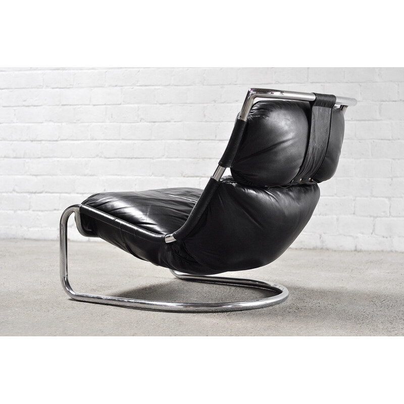 Vintage lounge chair in black leather and tubular steel, Italy 1970s