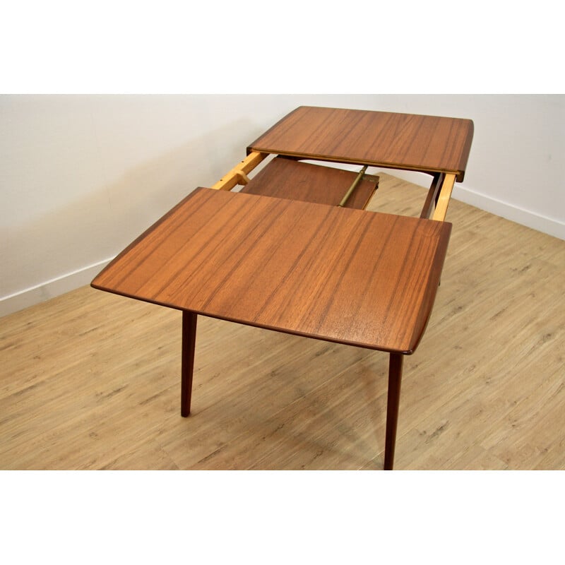 Dutch Dining Table in teak by Louis Van Teeffelen for WéBé - 1960s