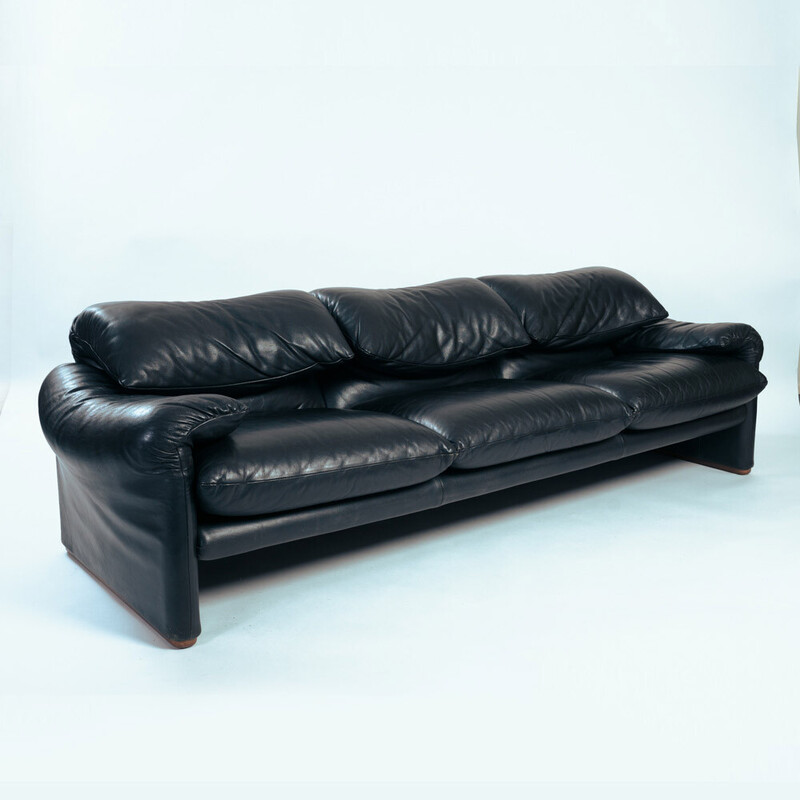 Italienisches Maralunga-Sofa aus schwarzem Leder von Vico Magistretti für Cassina