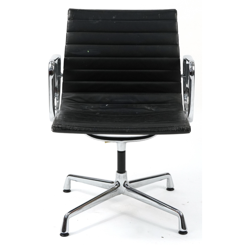 Cadeirão giratório Vintage Ea108 de Charles e Ray Eames para Vitra, 1967s