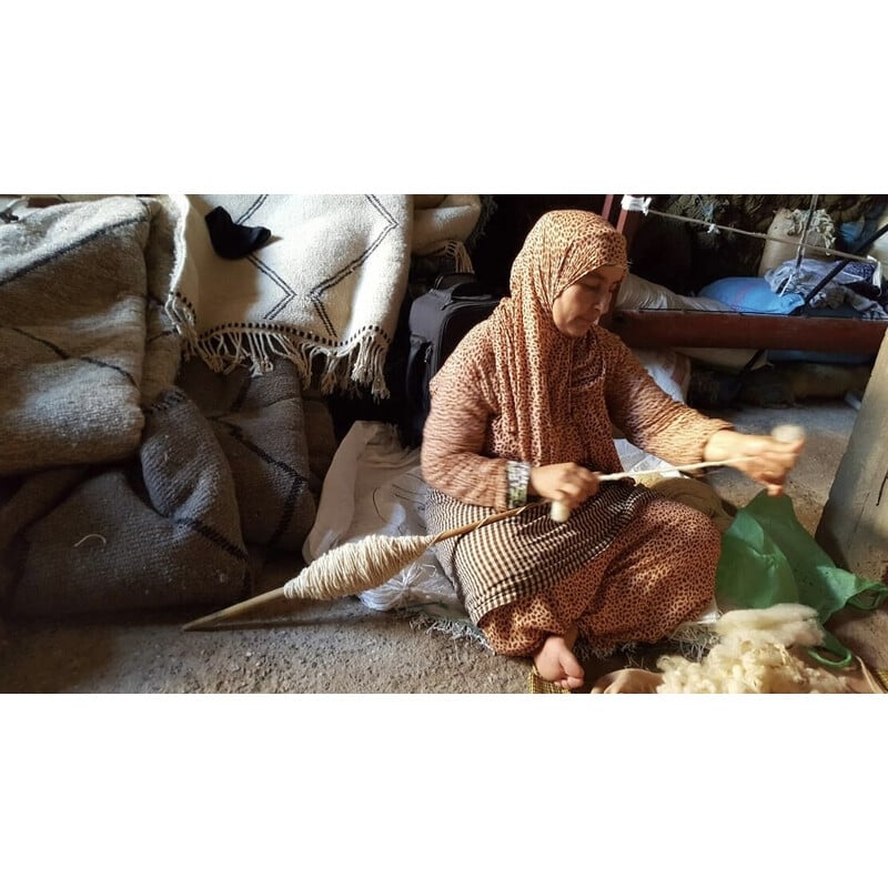 Beni Ouarain vintage woolen Berber rug, Morocco 2022