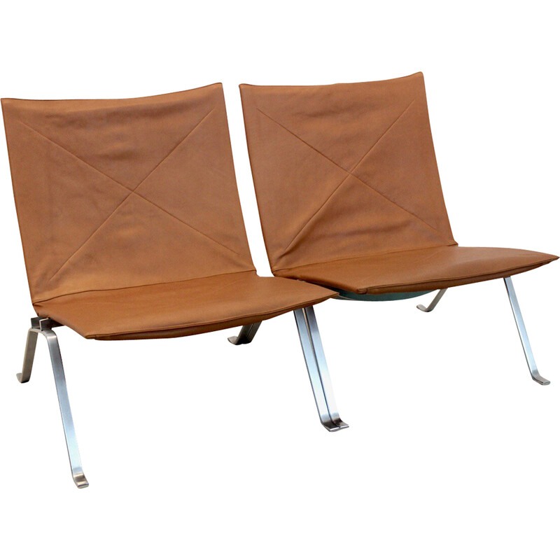 Pair of vintage Pk22 chairs in cognac leather by Poul Kjærholm for E. Kold Christensen, Denmark 1950s