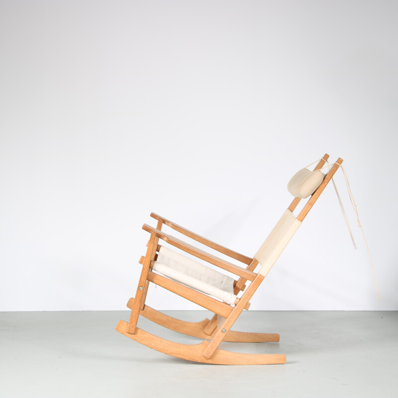 Vintage "Keyhole" rocking chair by Hans J. Wegner for Getama, Denmark 1960s