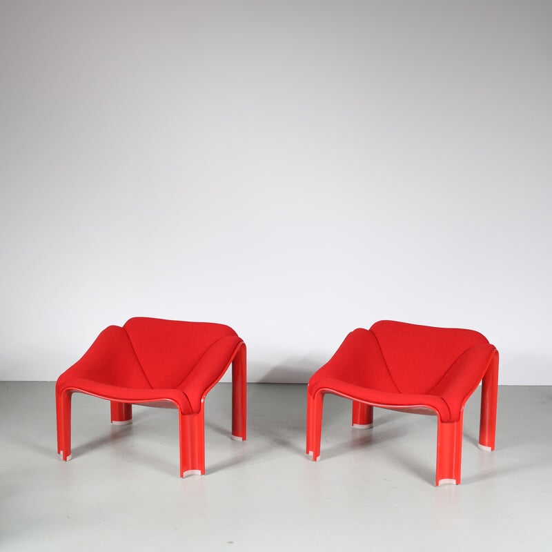 Vintage red plastic lounge chair by Pierre Paulin for Artifort, Netherlands 1970s
