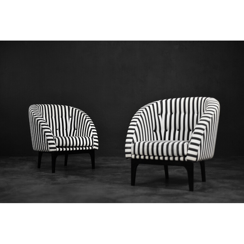 Paire de fauteuils scandinaves vintage arrondis à rayures noires et blanches, 1960