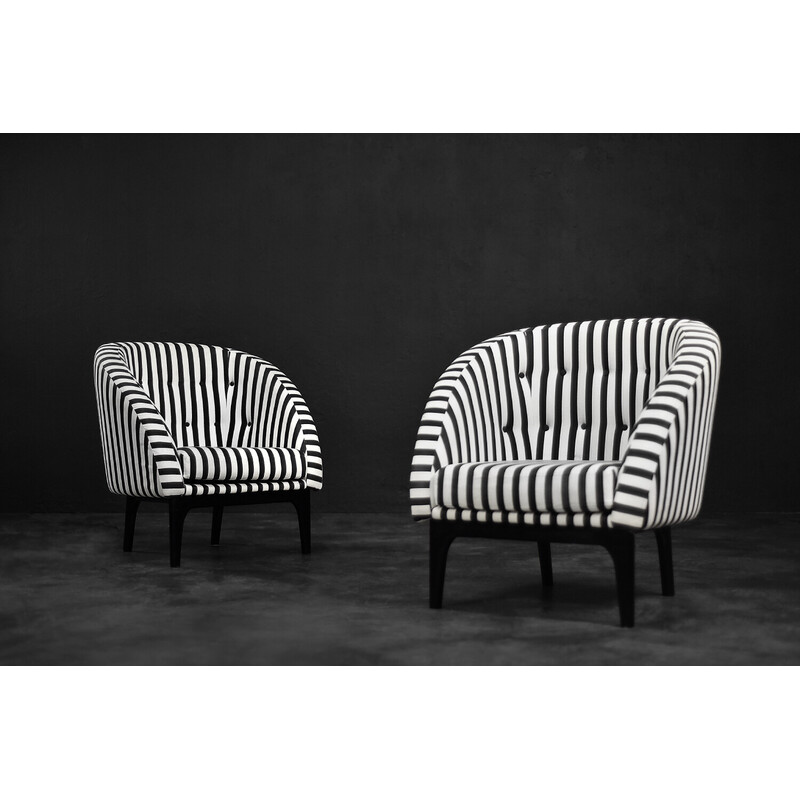 Pareja de sillones vintage escandinavos redondeados con rayas blancas y negras, años 60