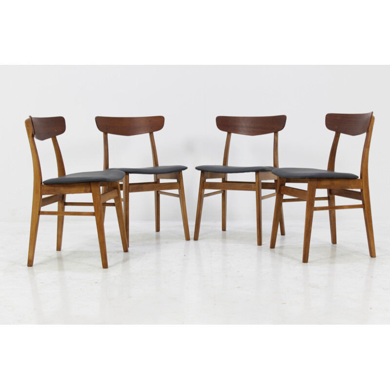 Ensemble de 4 chaises à repas danoises en teck - 1960