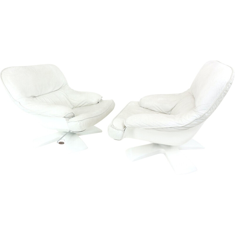 Set of two Space Age Lounge Chairs - 1970s