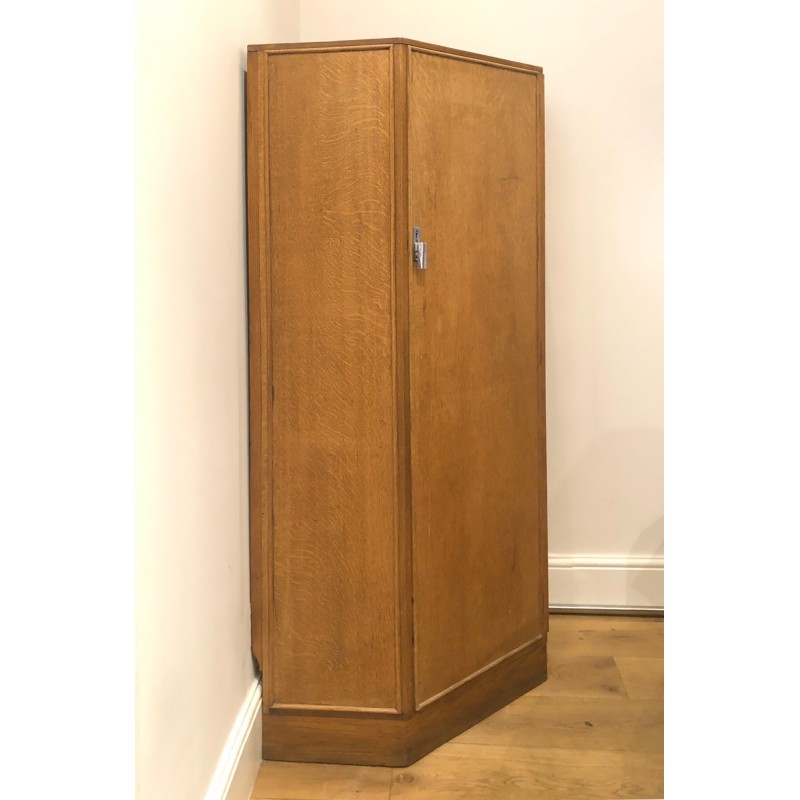 Vintage oakwood corner cabinet by Heal's of London, 1930s