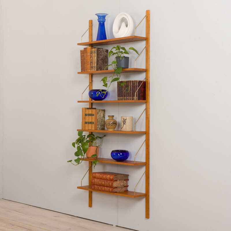 Danish vintage wall unit in oakwood with 6 modular shelves system