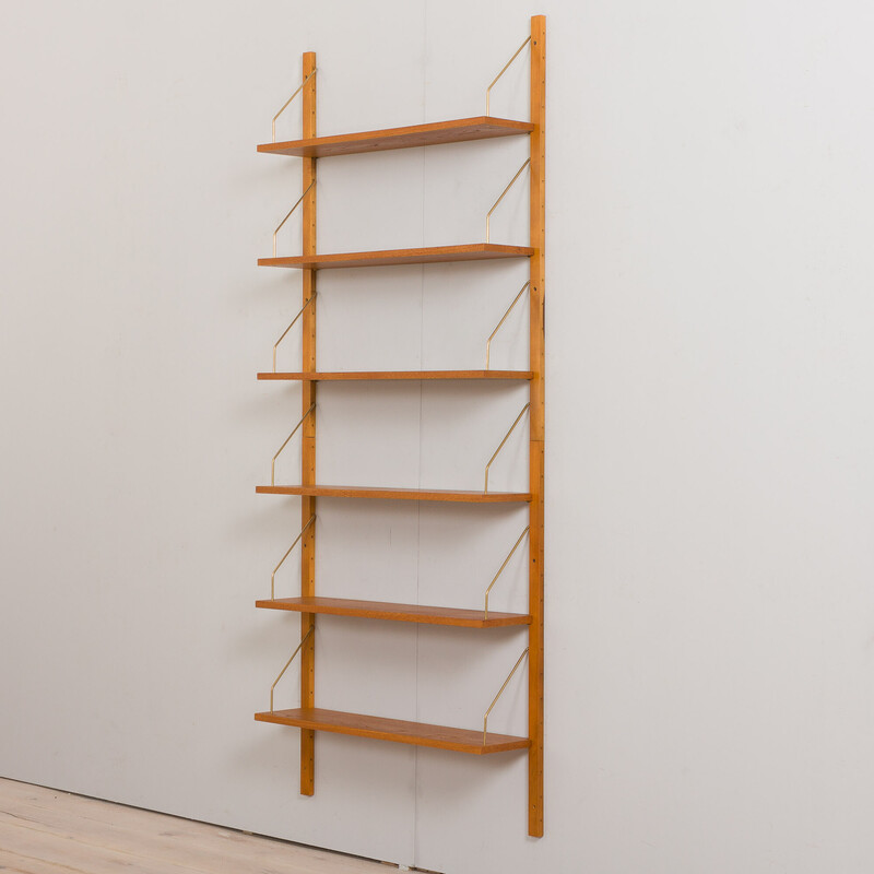 Danish vintage wall unit in oakwood with 6 modular shelves system