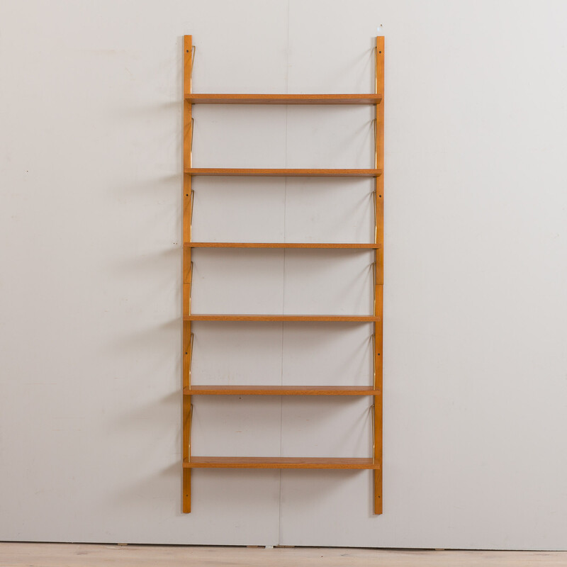 Danish vintage wall unit in oakwood with 6 modular shelves system