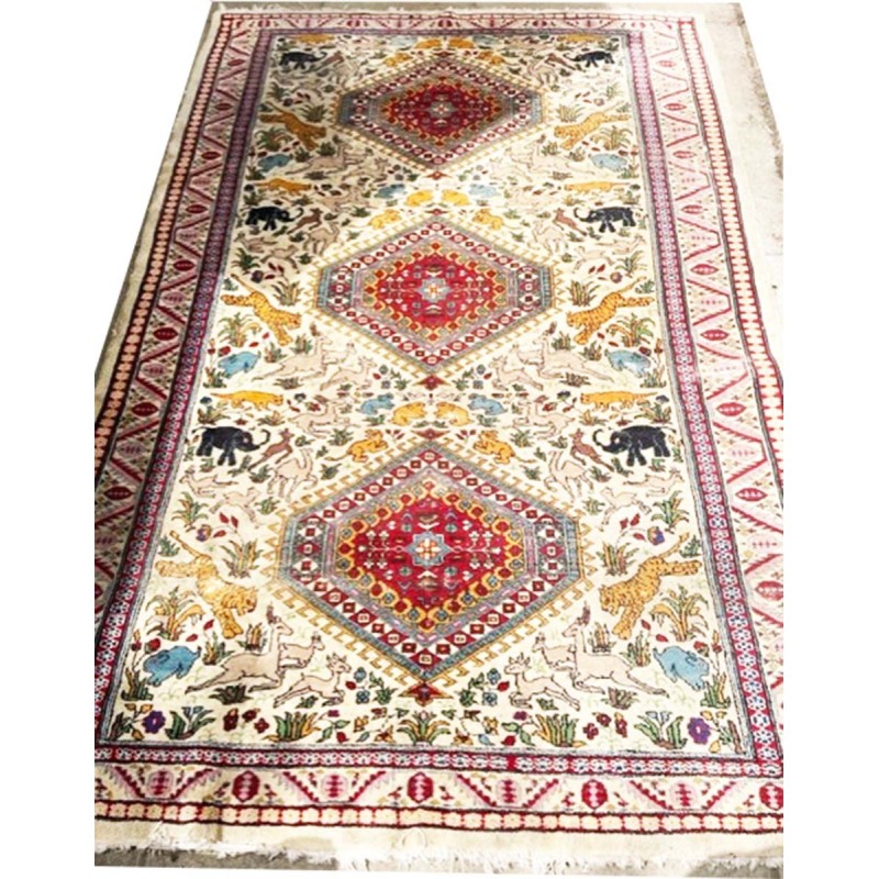 Vintage Persian animal motif print rug, 1920-1940s