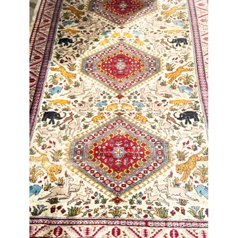 Persischer Teppich mit Tiermotiven, 1920-1940er Jahre