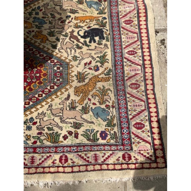 Tapis persan vintage à motif animal, 1920-1940