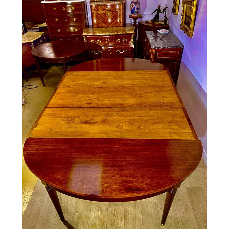 Vintage mahogany oval table with 3 extensions