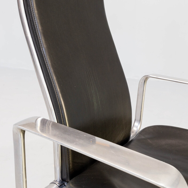 Vintage "supporto" fauteuil door Frederick Scott voor Hille International