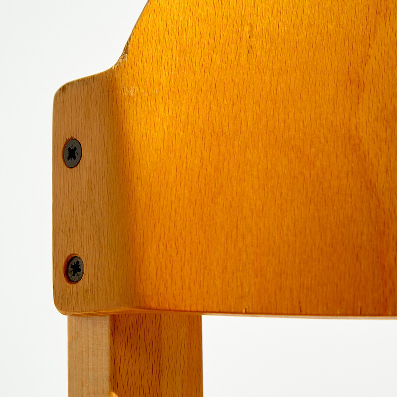 Silla apilable vintage de madera de roble, años 70