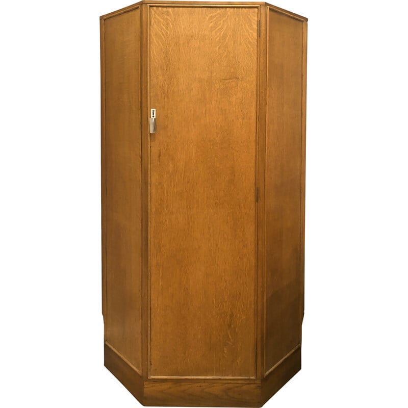 Armoire d'angle vintage en chêne par Heal's of London, 1930