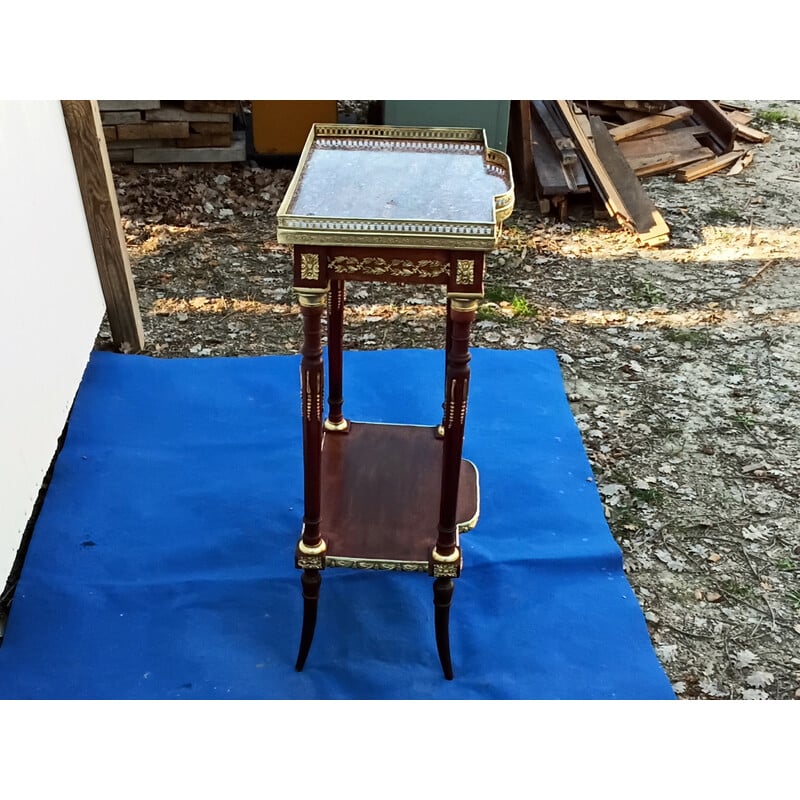 Vintage tafel met tulpvoet