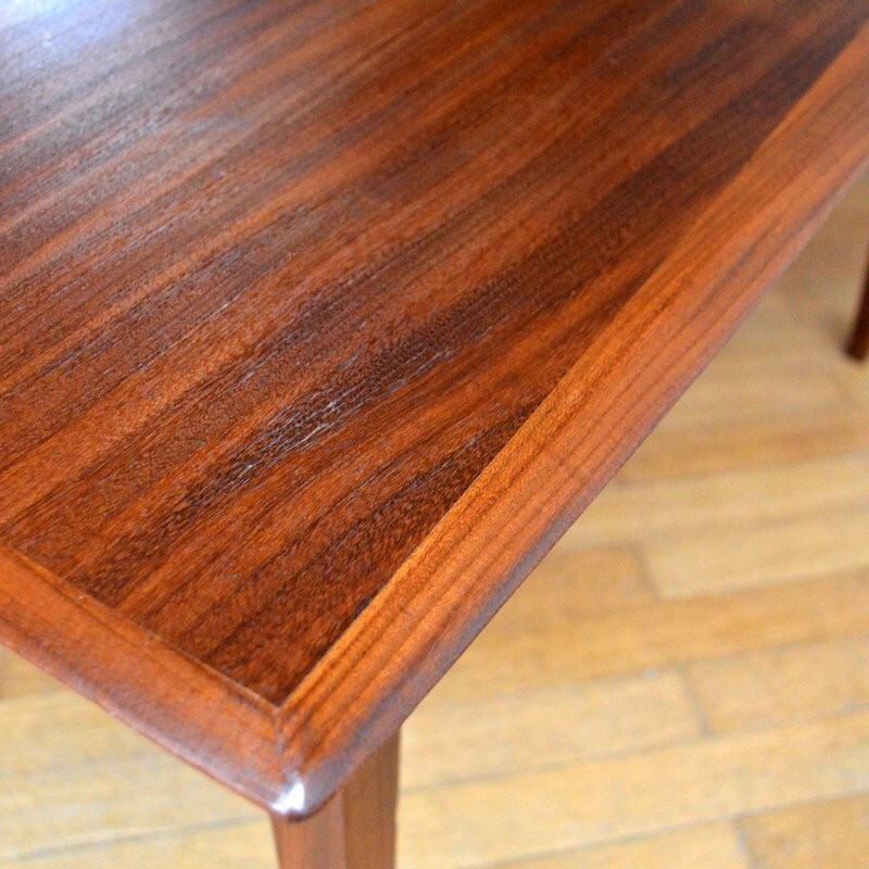 Dining table in teak, 4 to 6 people - 1960s