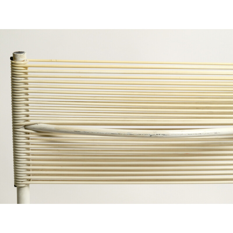 Par de cadeiras de Spaghetti branco vintage de Giandomenico Belotti para Alias, Itália 1970