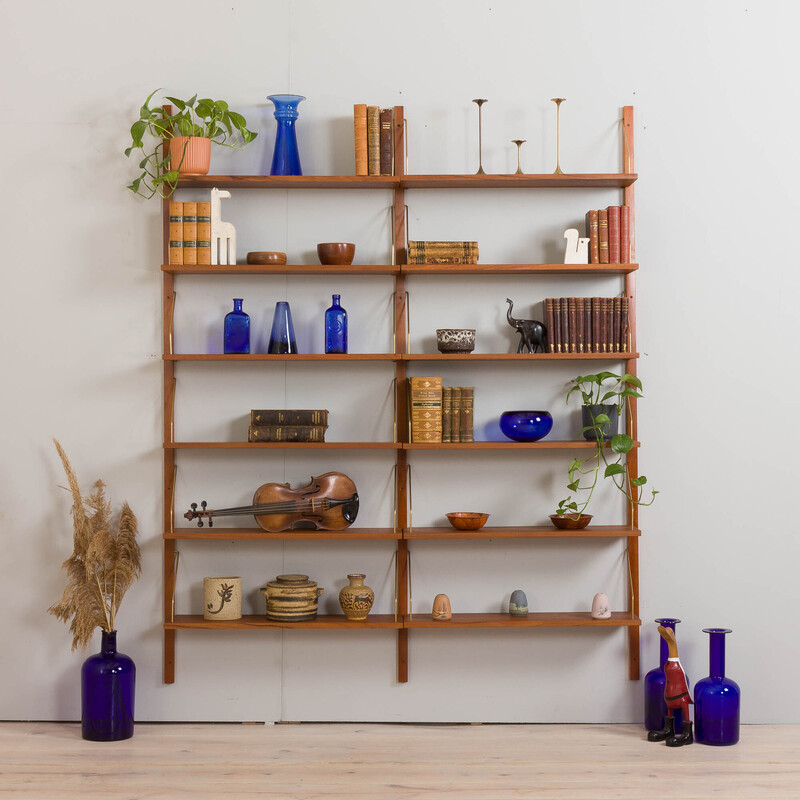 Danish vintage wall unit in teak