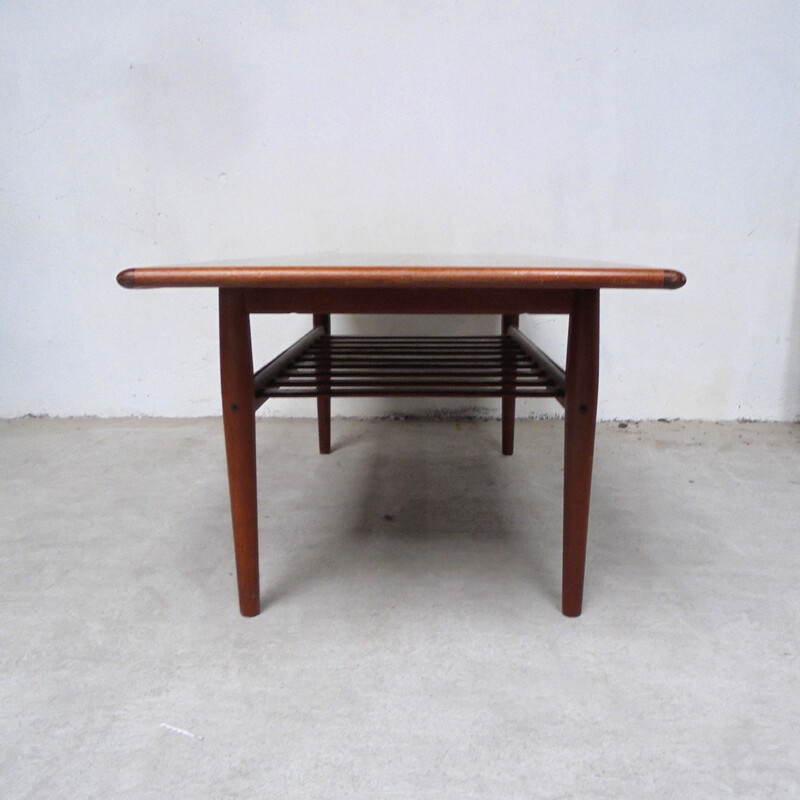Danish coffee table by Grete JALK - 1960s