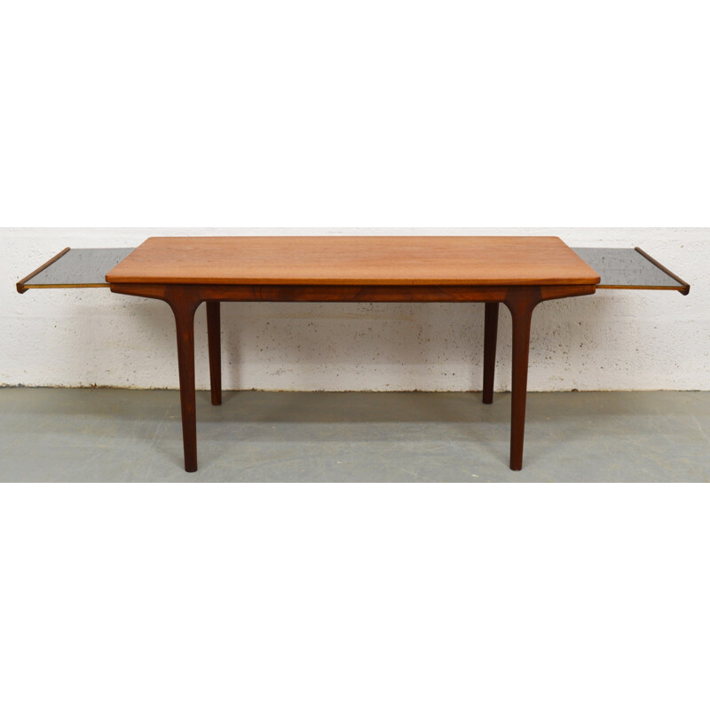 Mid-Century Teak and Melamine Extendable Coffee Table by McIntosh - 1960s